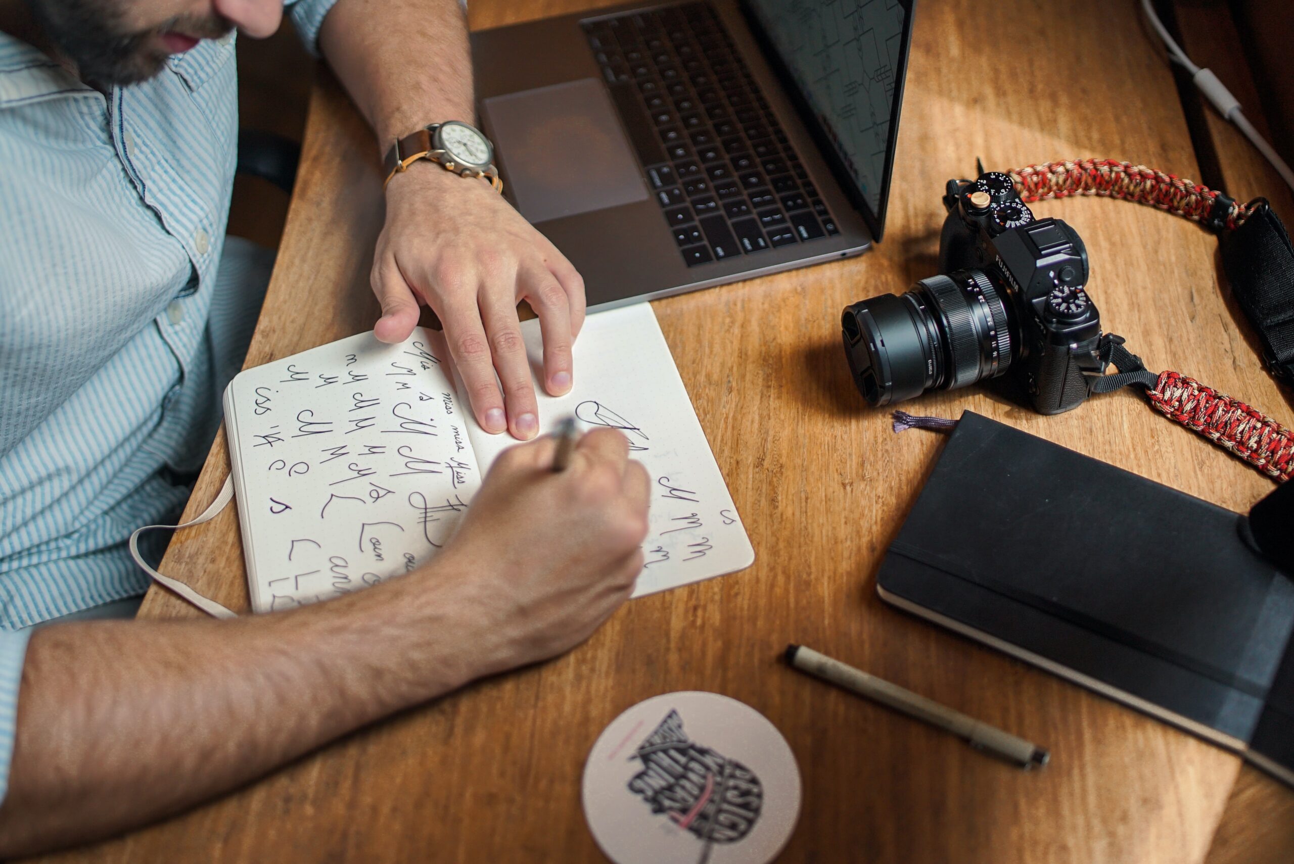 brad-neathery-mGH253KbfaY-unsplash Creative Branding